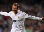 开云足球直播-郑思维状态火热难救主，日本队险胜印尼队背后的战术博弈