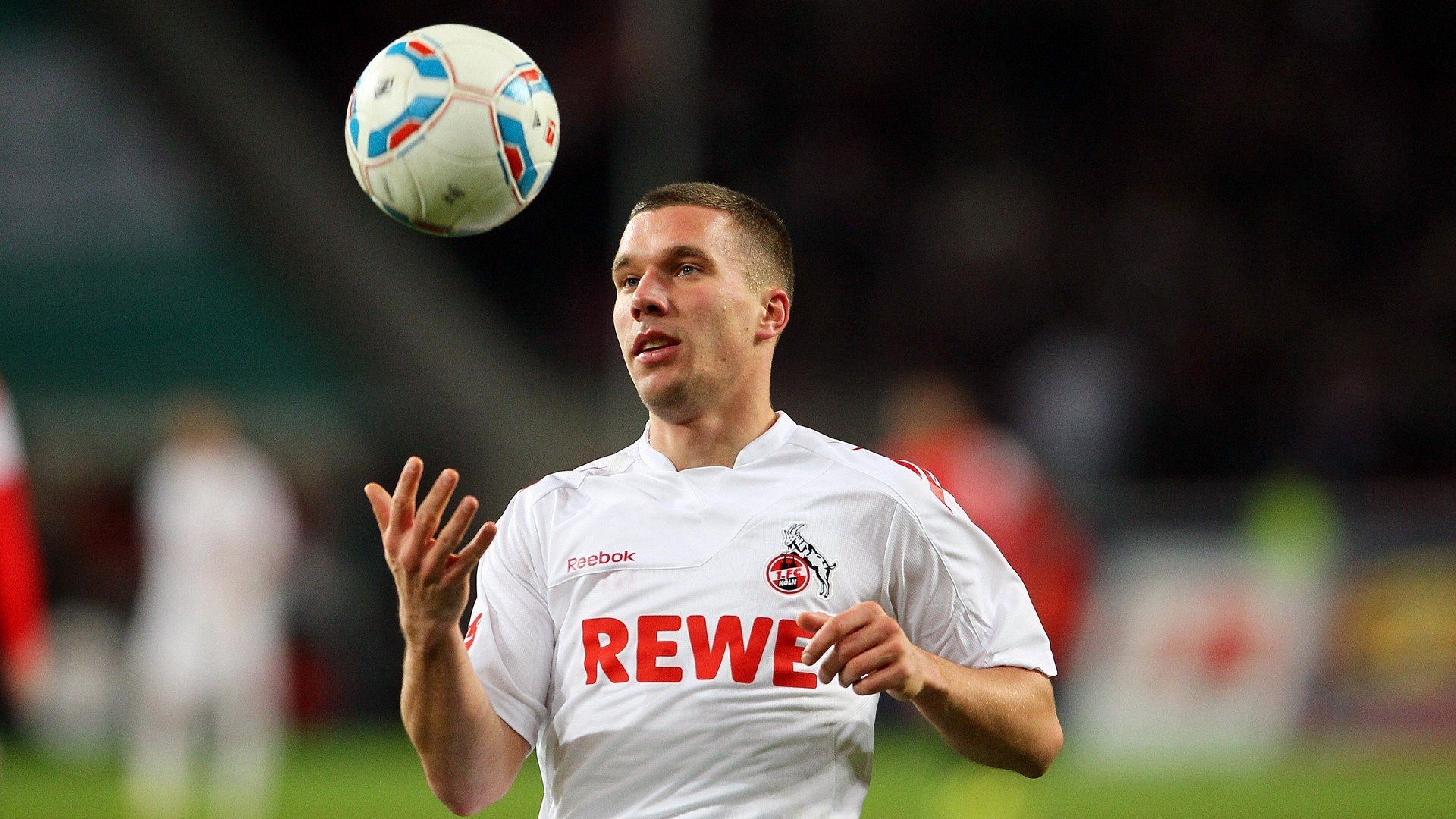 当努涅斯扛起全队，日本正面击溃卡塔尔，亚洲足球新秩序的黎明